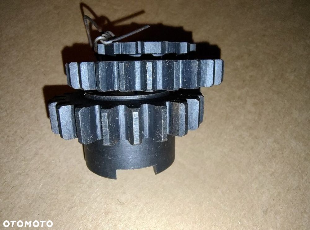Tryby szybkiej czwórki 22×25 skrzyni że wstecznym Dniepr MT K650 - 2