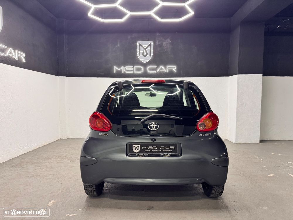Toyota Aygo 1.0 Plus Sport Pack - 7