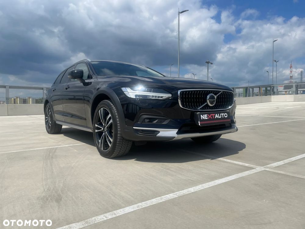 Volvo V90 Cross Country B5 D AWD Pro - 2
