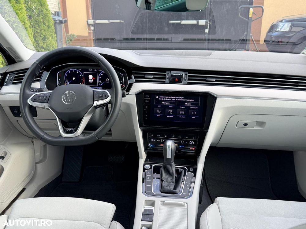 Volkswagen Passat 1.5 TSI ACT DSG Highline - 10