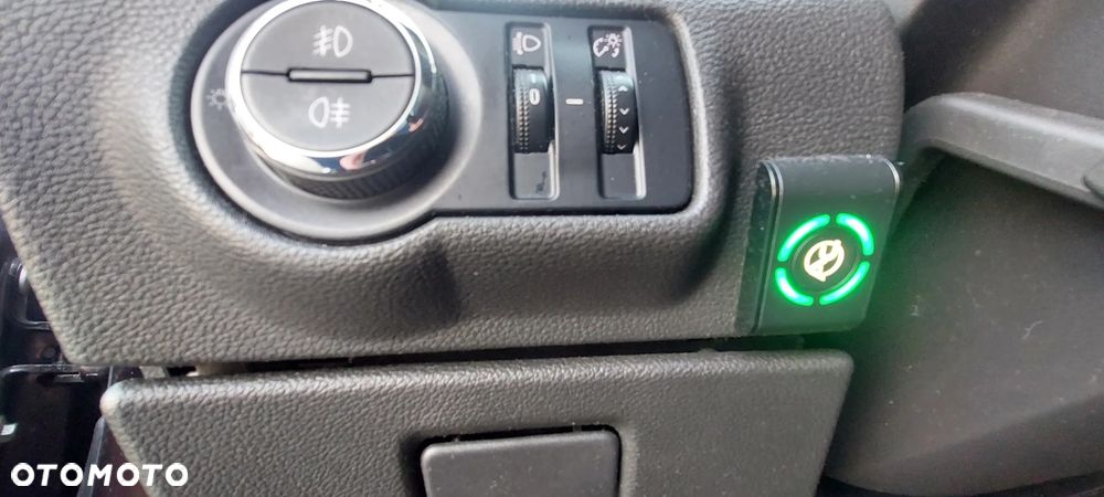 Opel Astra 1.4 Turbo - 10