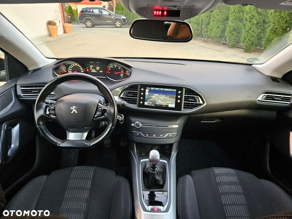 Peugeot 308 1.6 BlueHDi Business Line S&S - 26