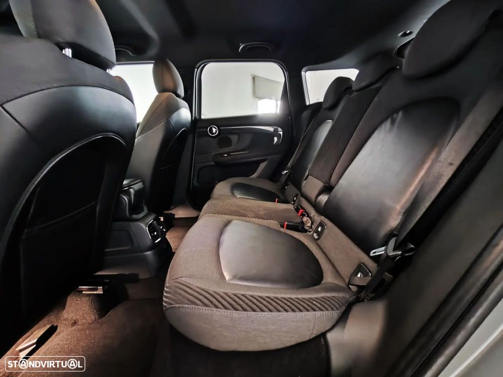 MINI Countryman Cooper SE ALL4 Auto - 58