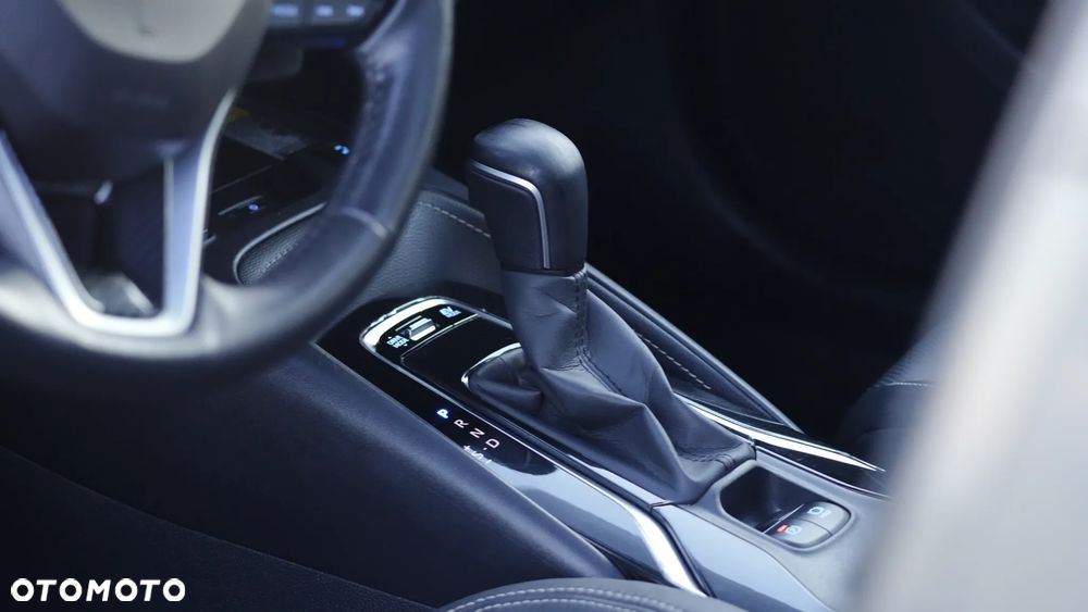 Toyota Corolla 2.0 Hybrid Executive - 14