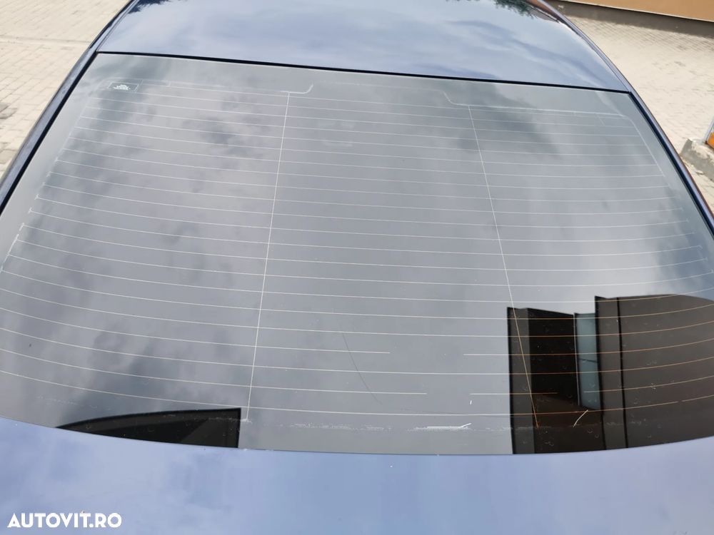 Volkswagen Passat - 23