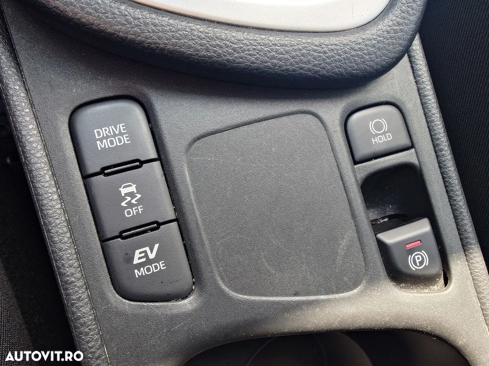 Toyota Yaris 1.5 VVT-i HSD Dynamic - 12