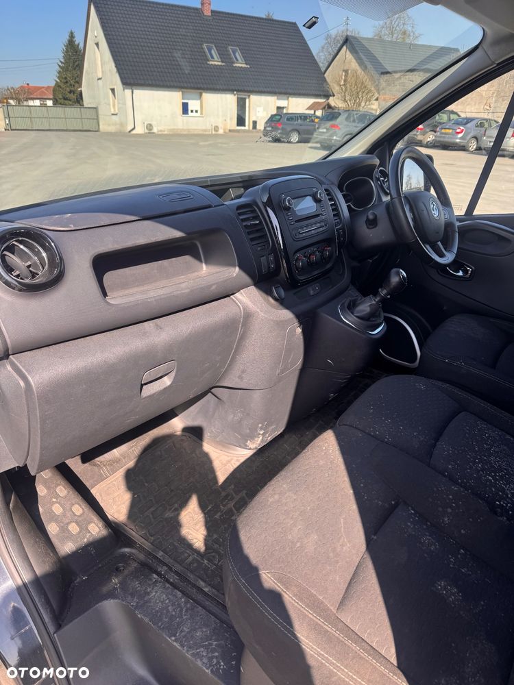 Opel Vivaro Trafic - 30