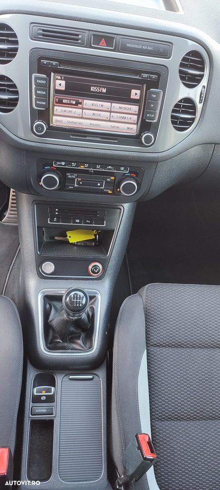 Volkswagen Tiguan - 14