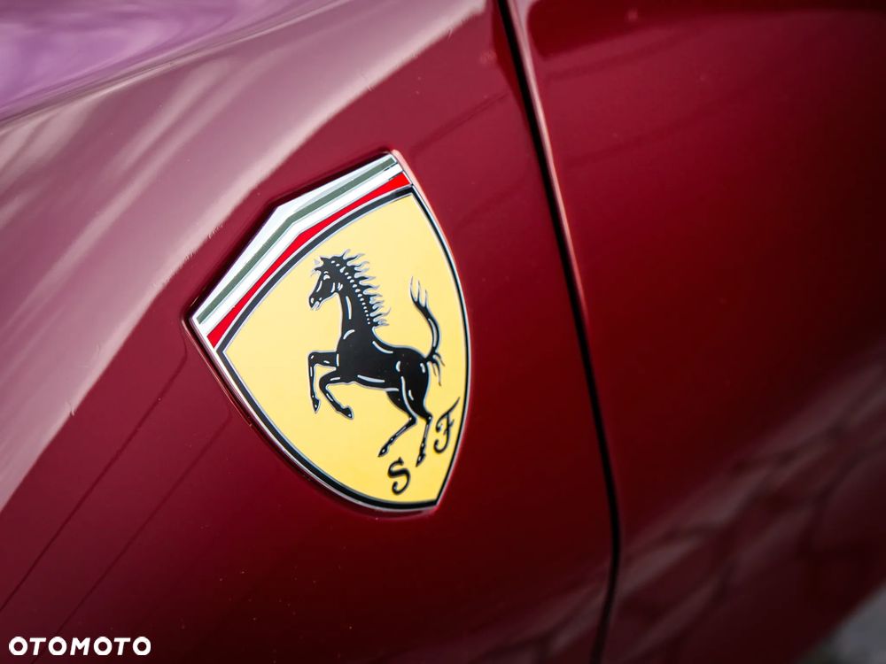 Ferrari SF90 Spider - 8