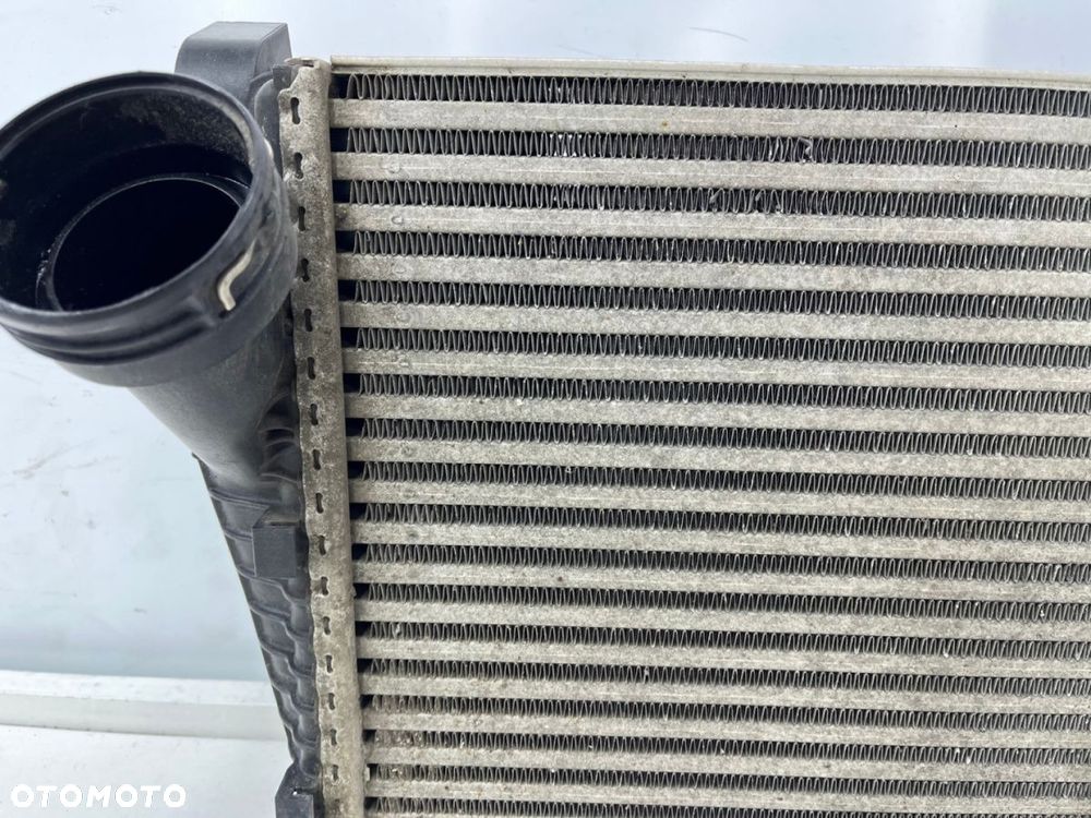Chłodnica intercoolera Vw Touareg 7L Touareg 7p5 Audi Q7 4L  Cayenne I 955 Cayenne II 92a 7p0145804a - 2