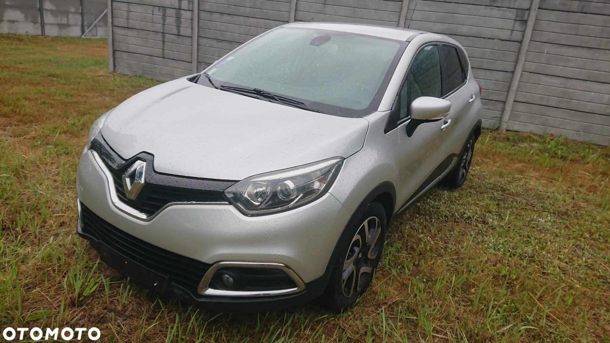 Renault Captur - 19