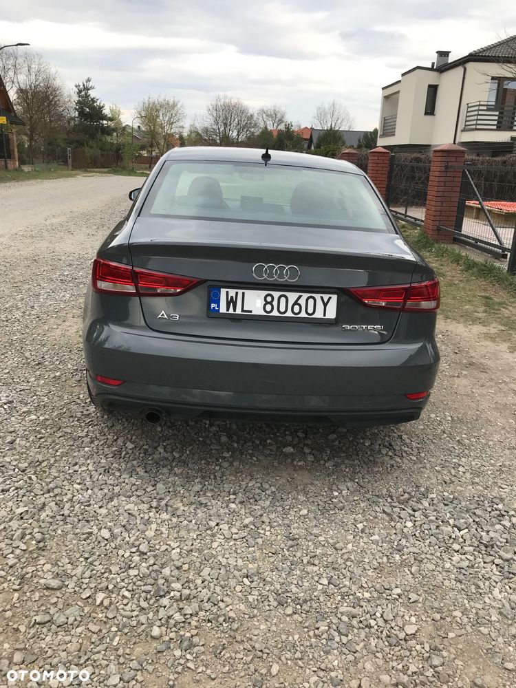 Audi A3 Limousine 30 TFSI S tronic design - 8