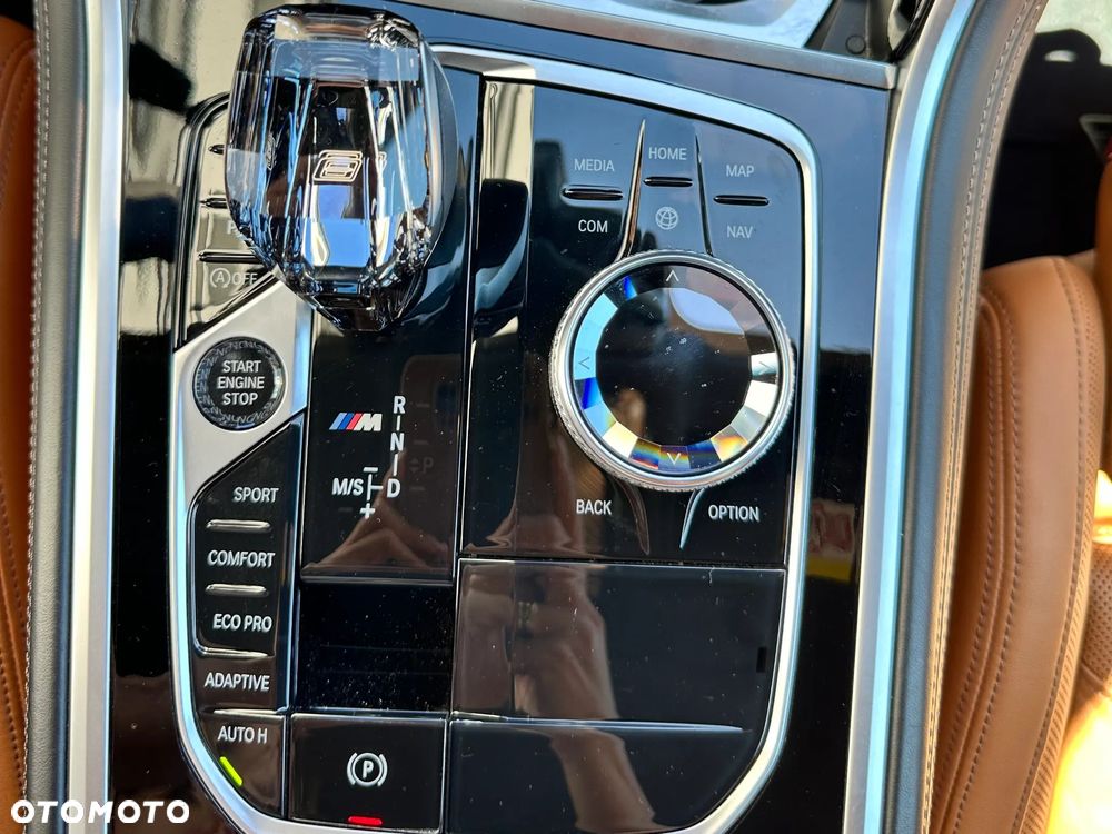 BMW Seria 8 - 20