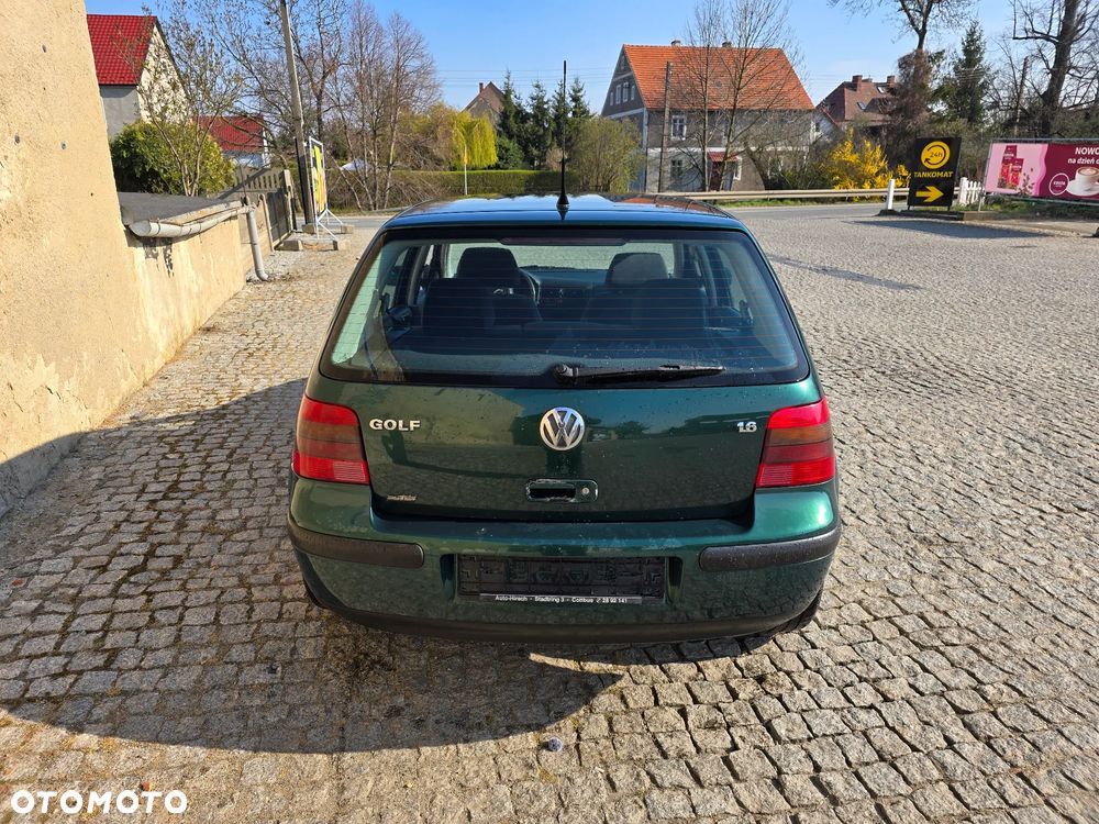 Volkswagen Golf 1.6 - 3