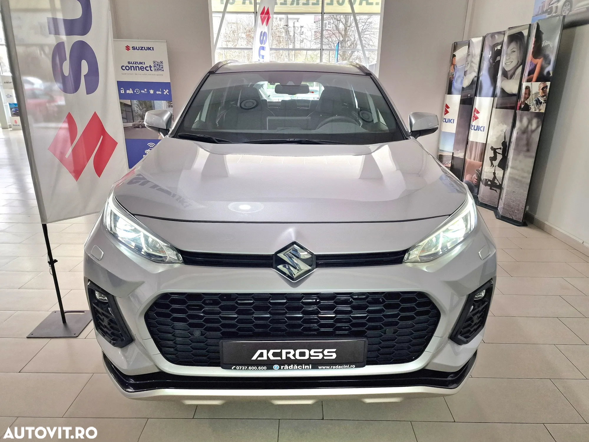 Suzuki Across 2.5 PHEV Luxus - 3