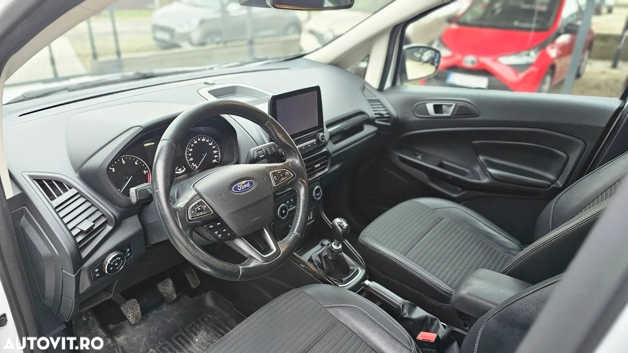 Ford EcoSport - 12