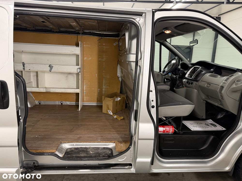 Opel Vivaro - 19