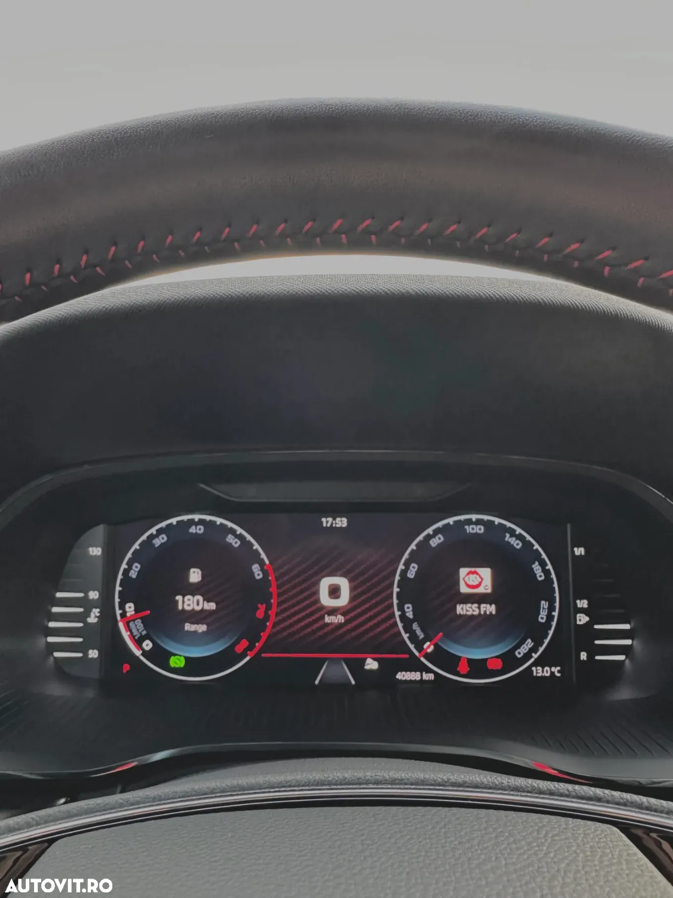 Skoda Octavia 2.0 TSI DSG RS - 12