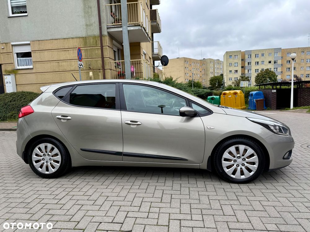Kia Ceed Cee'd 1.4 M - 5
