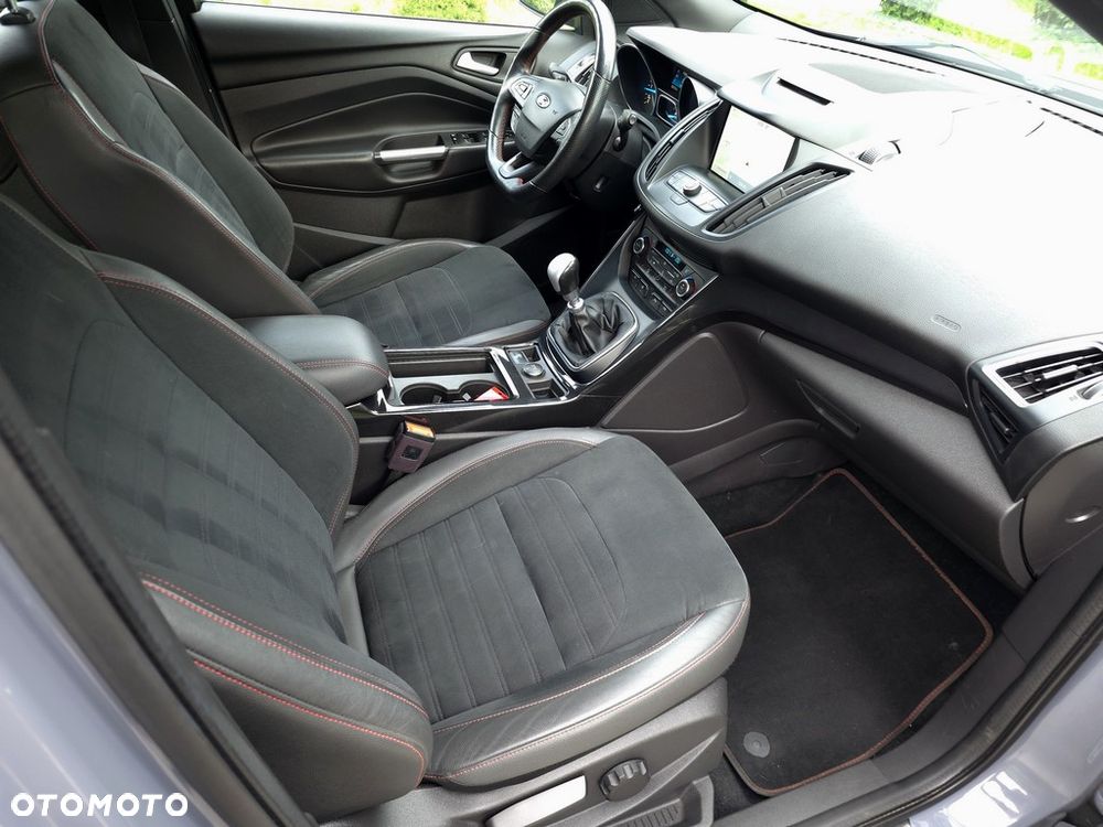 Ford Kuga 2.0 TDCi AWD ST-Line - 13