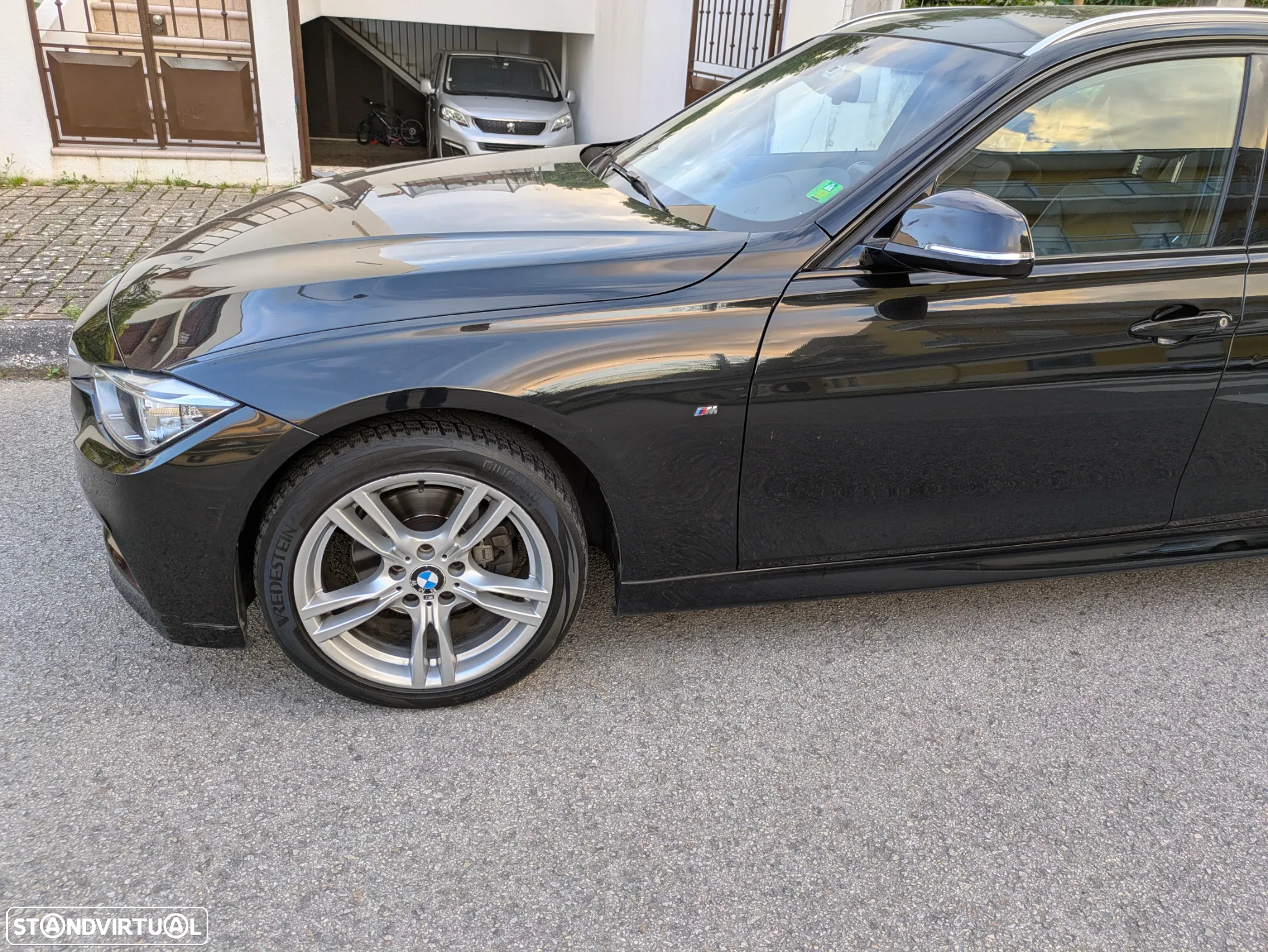 BMW 320 d Touring xDrive Pack M - 7