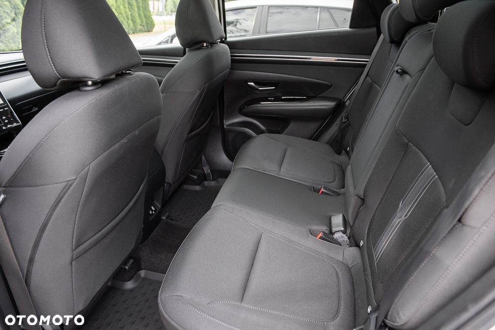 Hyundai Tucson 1.6 CRDi 48V-Hybrid 4WD DCT Select - 26
