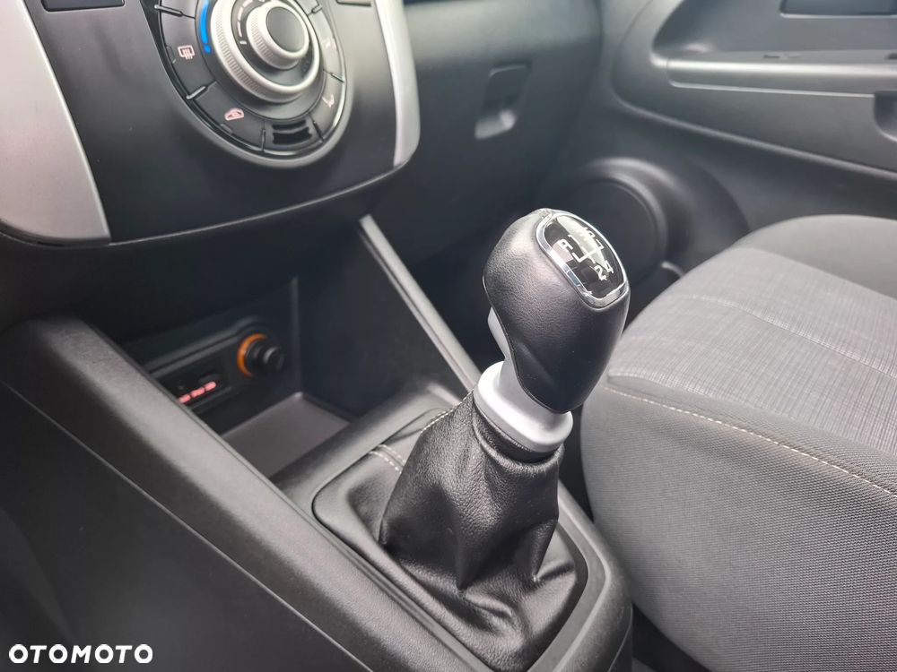 Kia Venga - 15