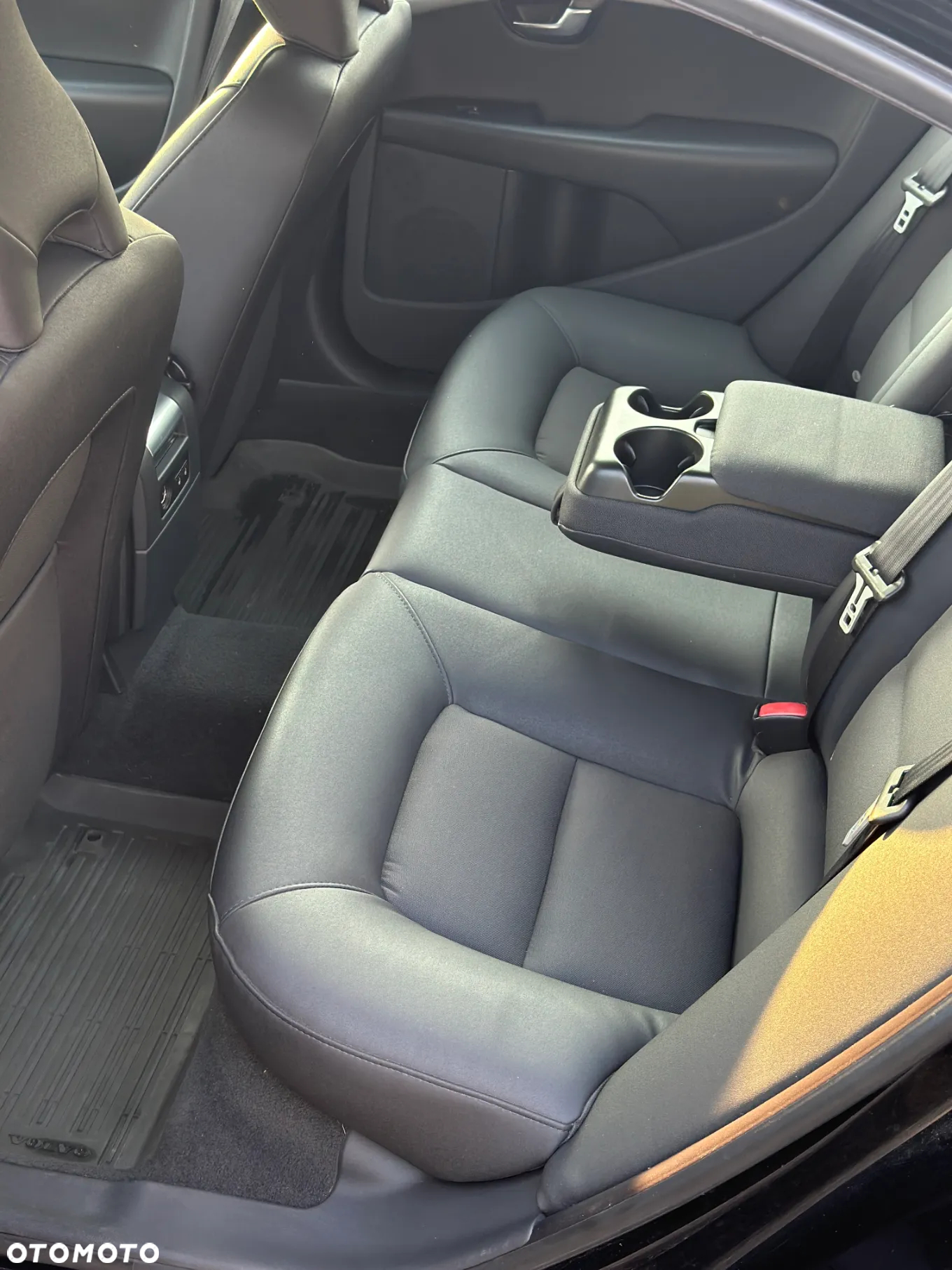 Volvo S80 - 11
