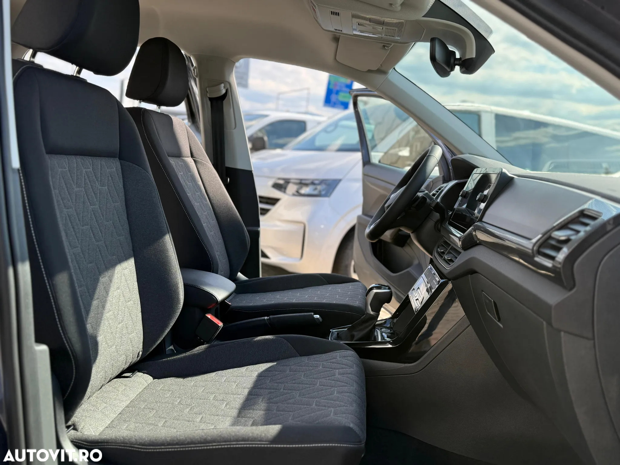 Volkswagen T-Cross 1.5 TSI DSG Life - 25