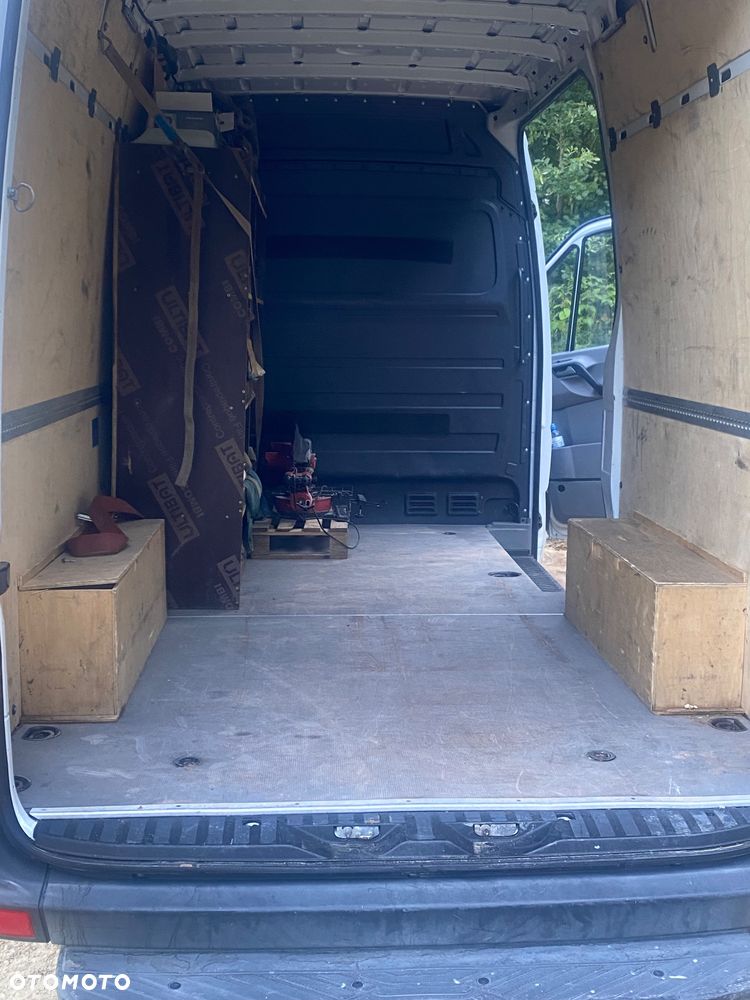 Mercedes-Benz Sprinter - 21