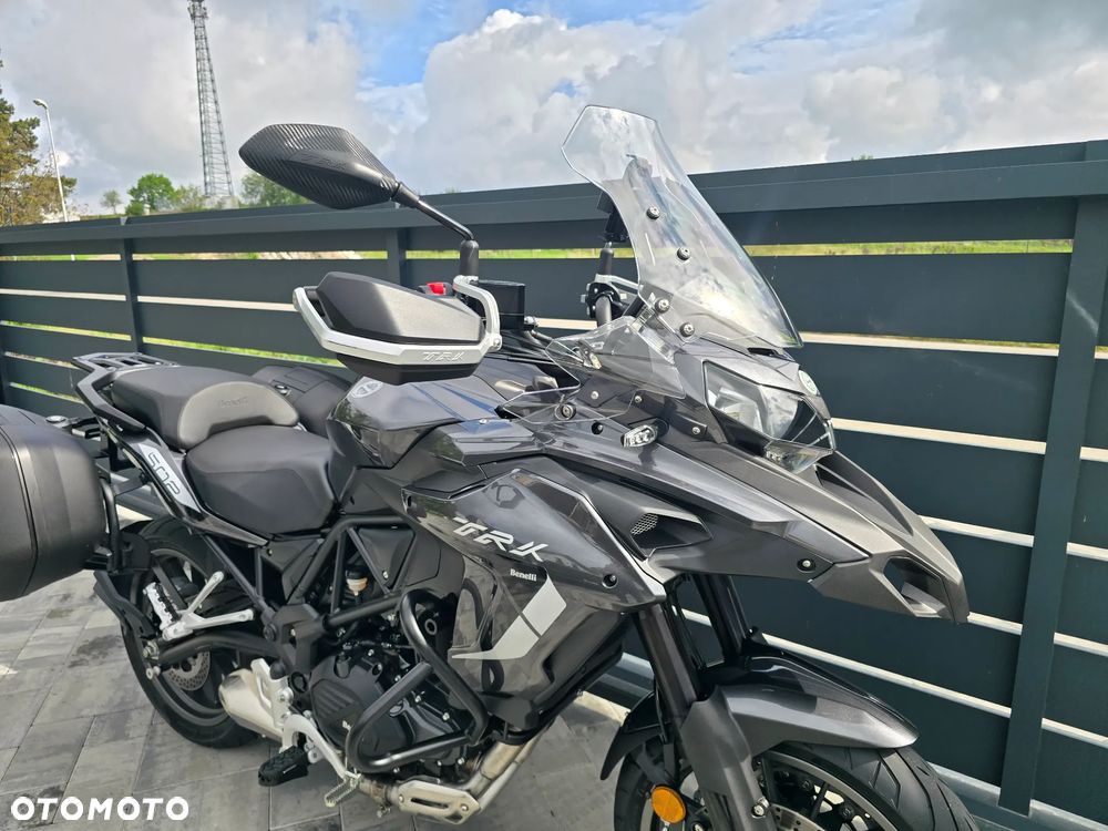 Benelli TRK 502 - 12