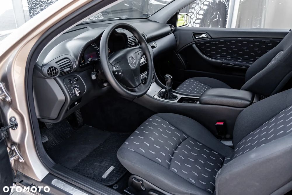 Mercedes-Benz Klasa C 220 CDI Sportcoupe Indianapolis - 16