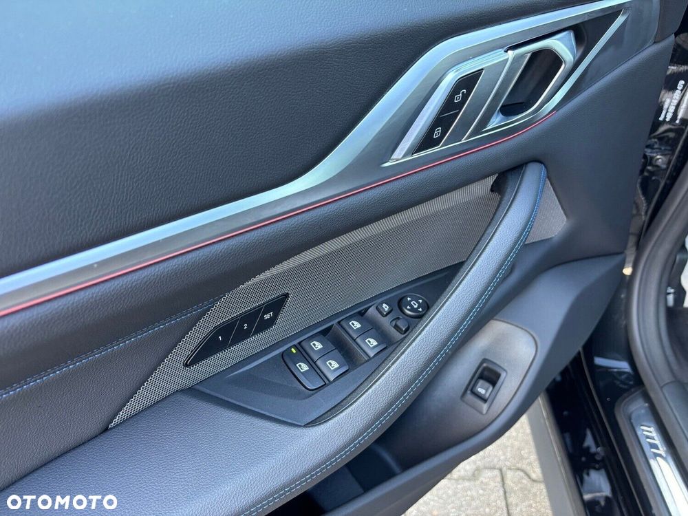 BMW Seria 4 M440i xDrive mHEV sport - 37