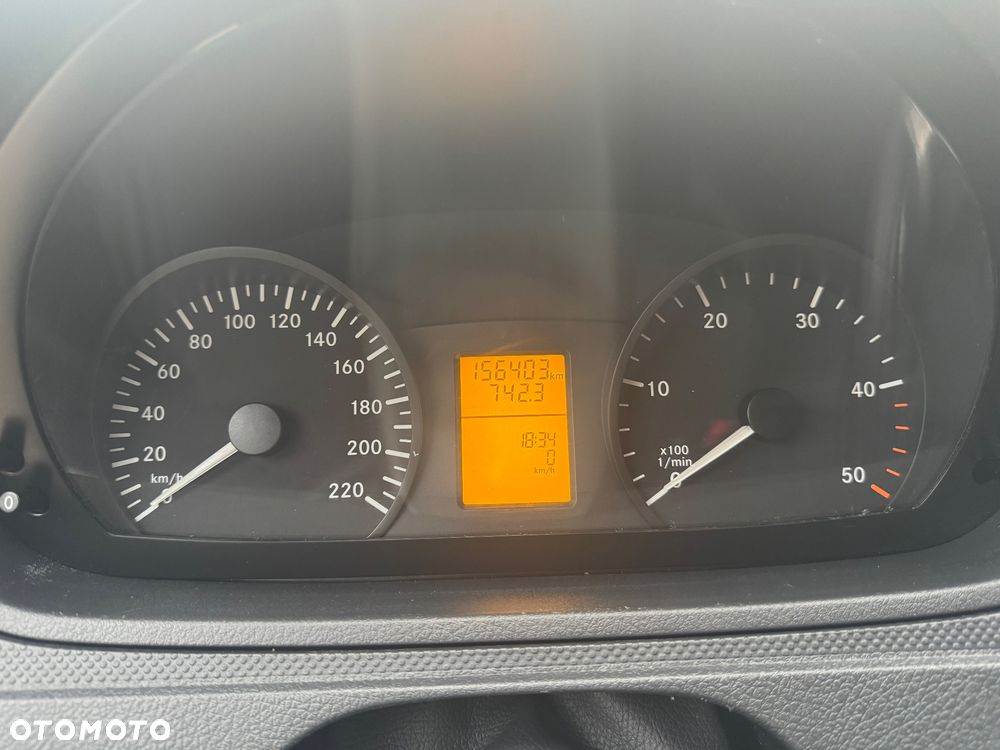 Mercedes-Benz Vito Univan 639.601 - 12