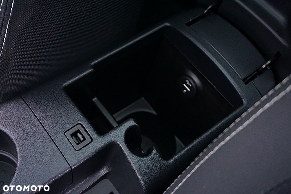 Nissan Qashqai 2.0 Tekna Premium - 33