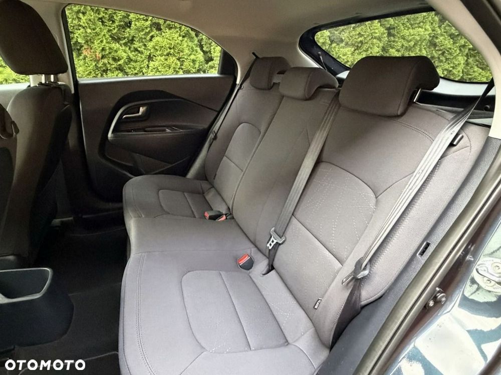 Kia Rio - 18