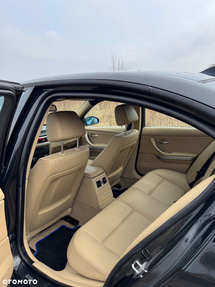 BMW Seria 3 318d - 7