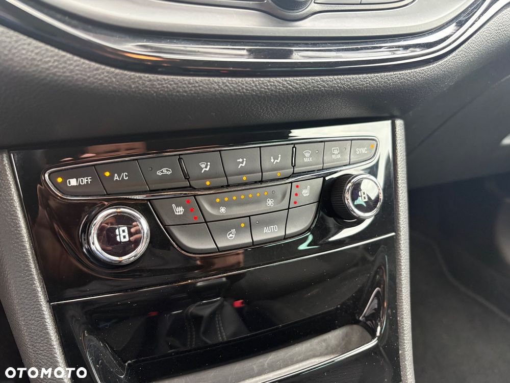 Opel Astra - 16