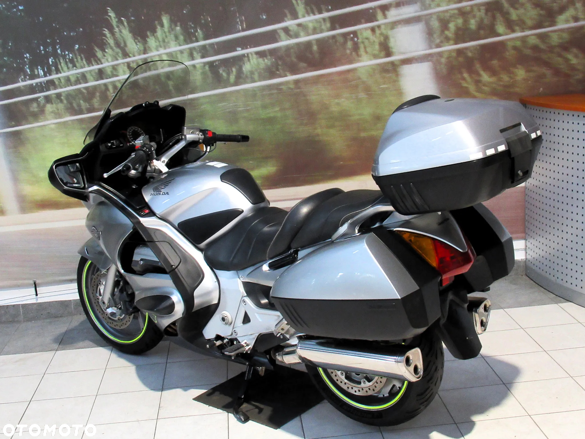 Honda ST - 3