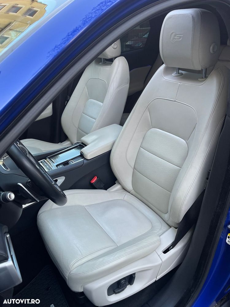 Jaguar F-Pace 30d AWD R-Sport - 13