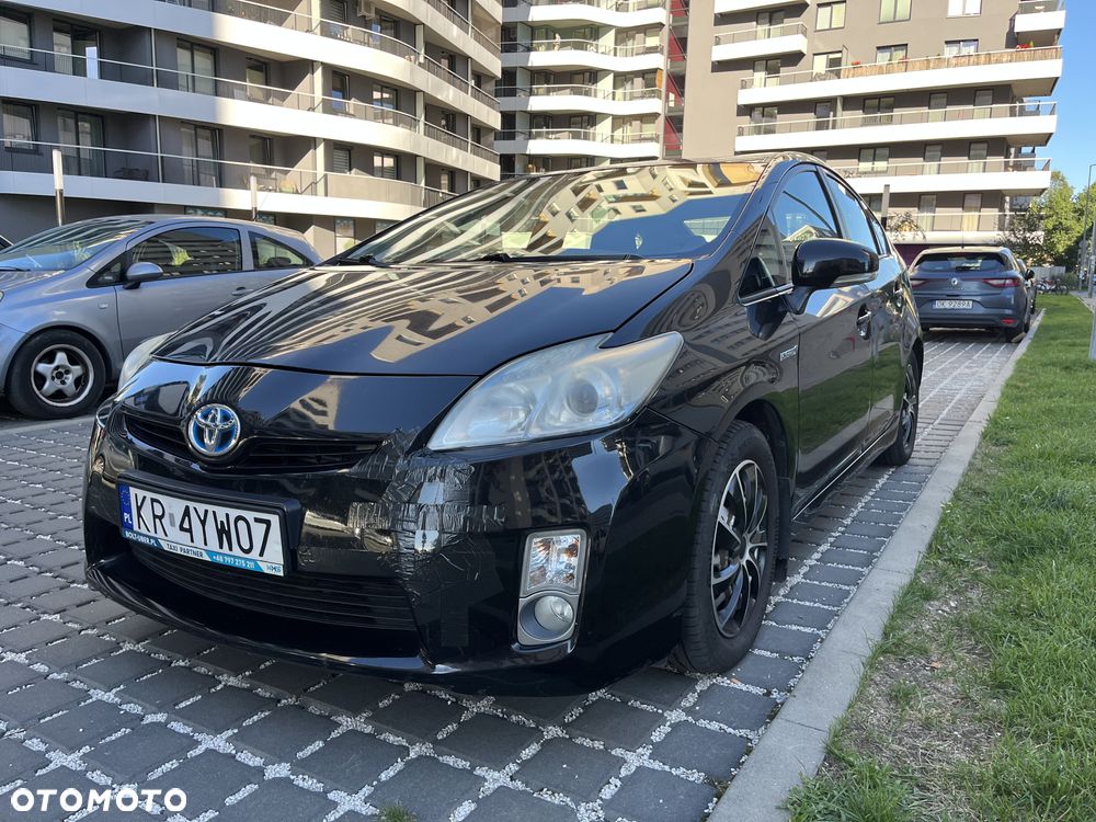 Toyota Prius - 3