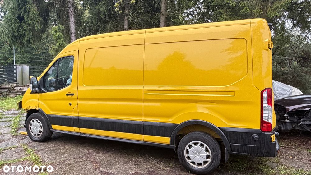 Ford Transit - 1