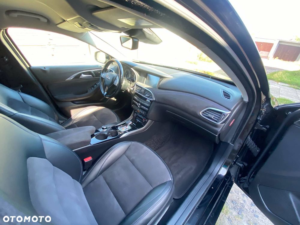 Infiniti Q30 2.2d Business Executive 7DCT - 9