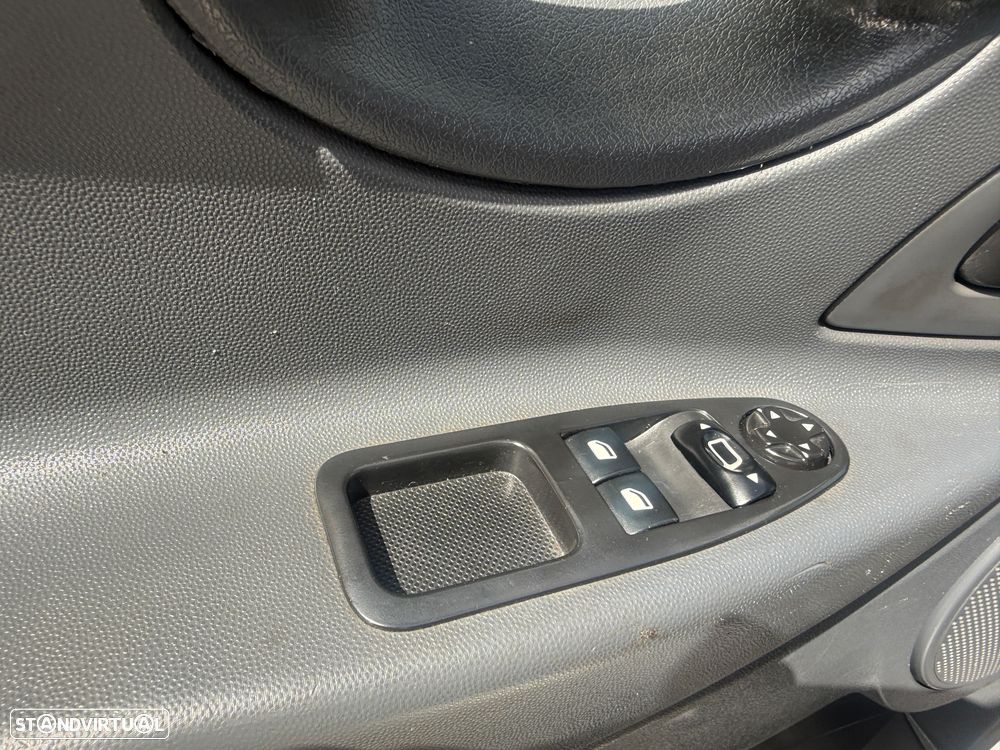 Citroën JUMPY 1.6 HDI 3 LUGARES - 13