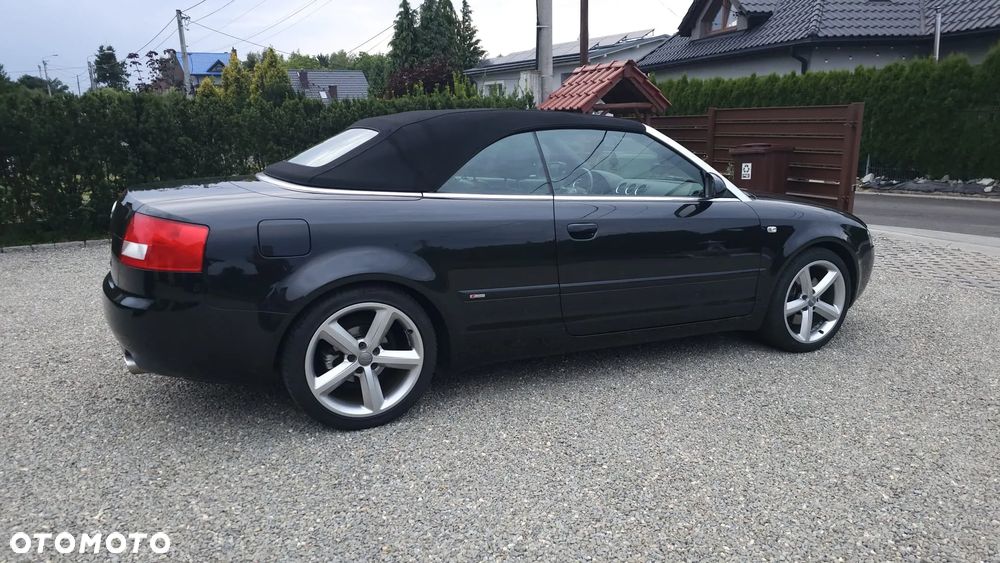 Audi A4 Cabrio 2.4 - 21