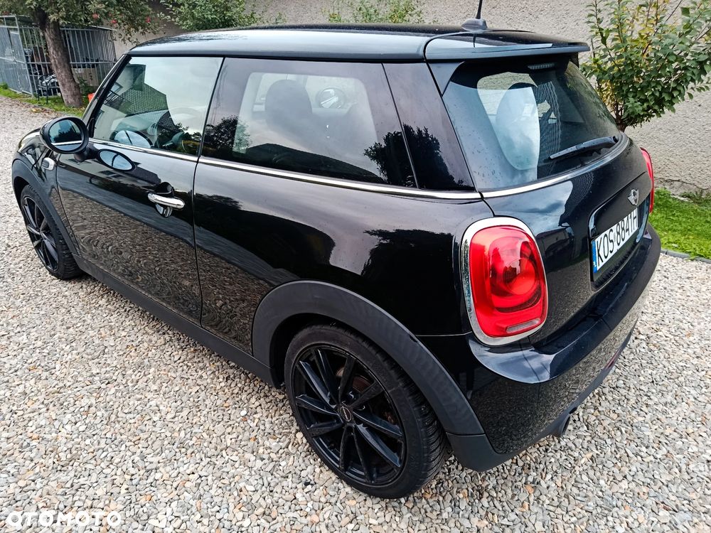 MINI Cooper Seven Chili - 7