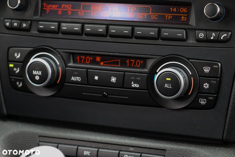 BMW X1 xDrive18d - 33