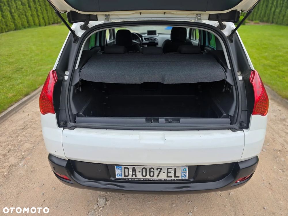 Peugeot 3008 HDi 115 Allure - 13