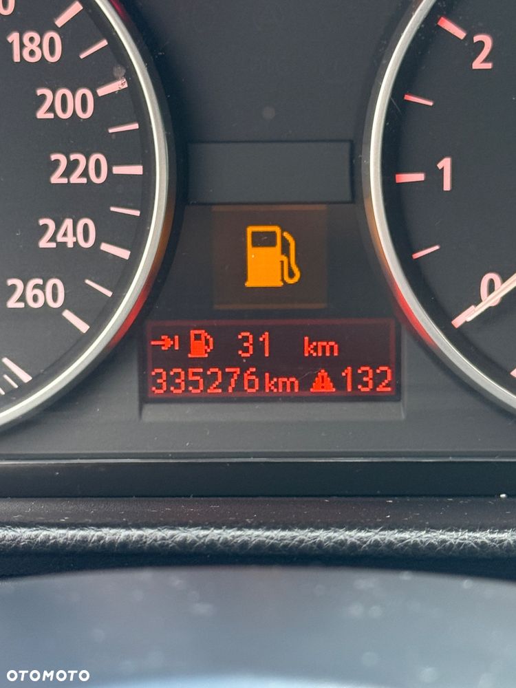 BMW Seria 3 318i - 13