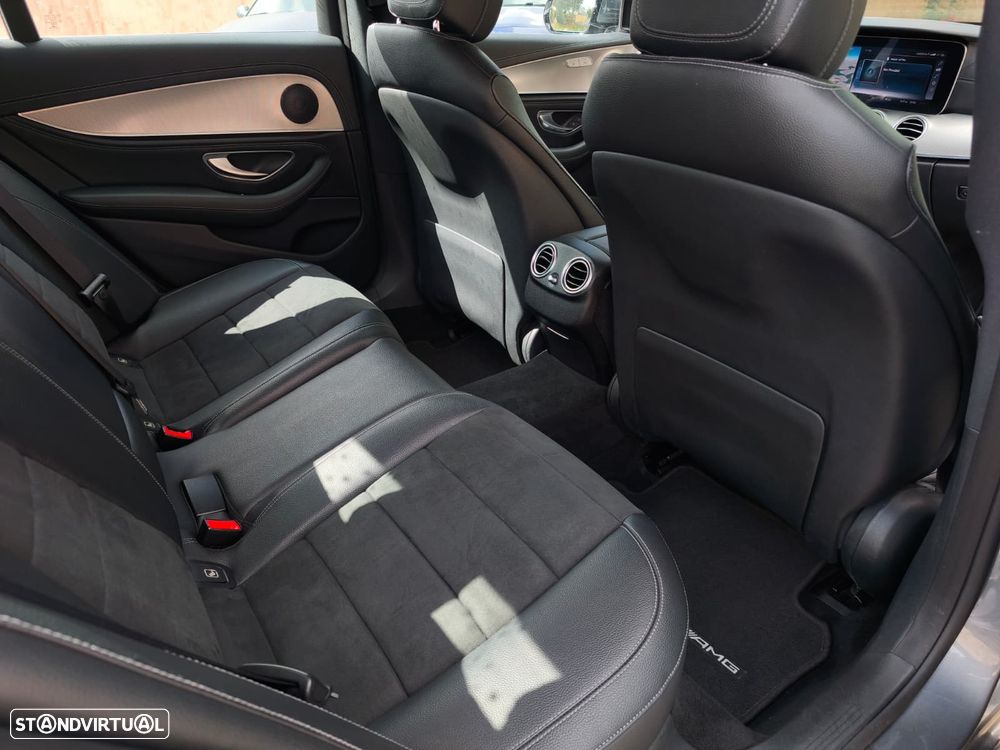 Mercedes-Benz E 350 D AMG - 17
